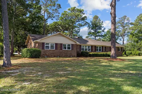 607 Hamlet Ave, Carolina Beach, NC 28428
