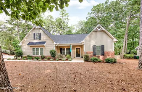 830 Burning Tree Rd, Pinehurst, NC 28374 photo 2