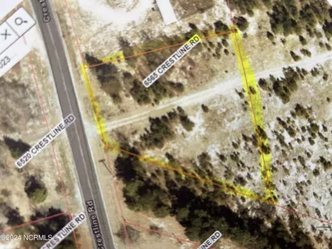 6565 Crestline Rd, Laurinburg, NC 28352