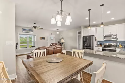 Dining - 235 Gregory Fork Rd, Richlands, NC 28574 photo 2 of 2
