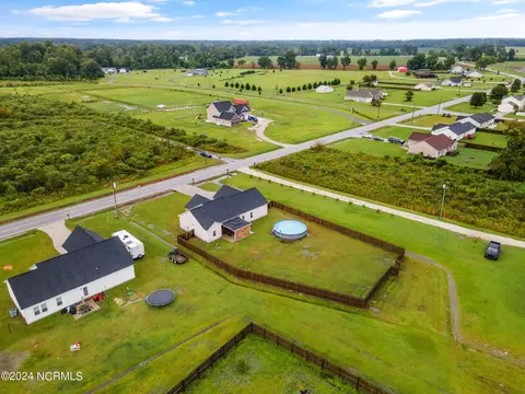View/Area - 235 Gregory Fork Rd, Richlands, NC 28574 photo 4 of 7