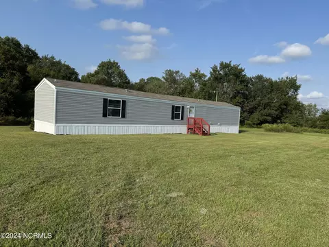 715 Sumner Rd, Pink Hill, NC 28572