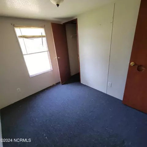 119 N Kings St, Hubert, NC 28539 photo 8