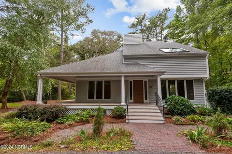 709 Orchard Ln, Winterville, NC 28590