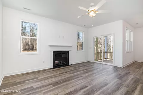 87 Lupin Dr, Smithfield, NC 27577 photo 5