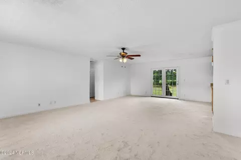 Living - 41 Thicket Rd, Corapeake, NC 27926 photo 2 of 3