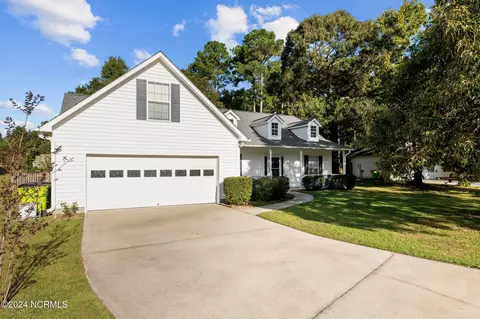 207 Marie Ct, Havelock, NC 28532