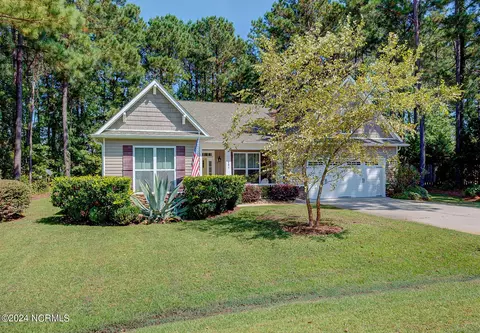 591 Majestic Oaks Dr, Hampstead, NC 28443