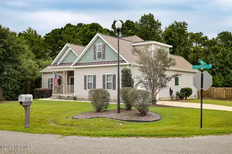 208 Contrail Rd, Hampstead, NC 28443 photo 2
