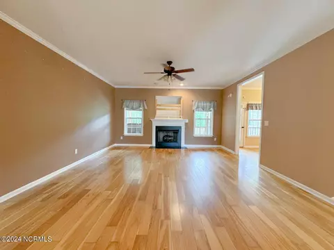 208 Contrail Rd, Hampstead, NC 28443 photo 6