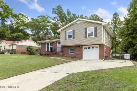 109 Stillbrook Ct, Jacksonville, NC 28540