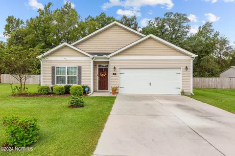 327 Tina Mae Dr, Vanceboro, NC 28586