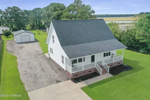 135 Pine Ridge Dr, South Mills, NC 27976