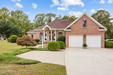 8896 Thomas Rd, Rocky Mount, NC 27803