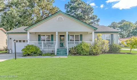 495 Planters Pl SW, Calabash, NC 28467