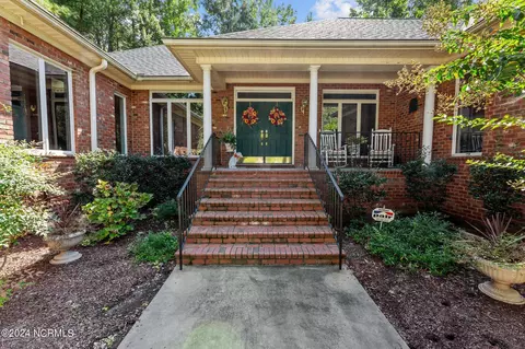 504 Potomac Dr, Chocowinity, NC 27817