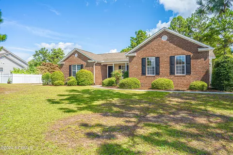 105 Diamondhead Dr S, Pinehurst, NC 28374 photo 2