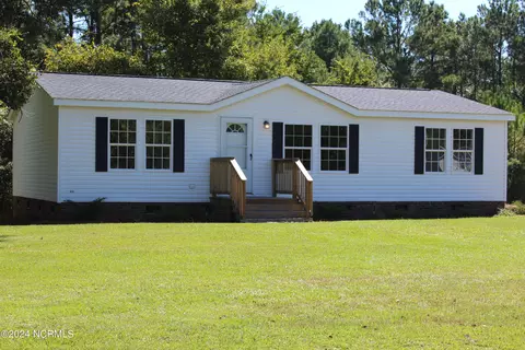 2414 Hines Farm Rd, Jacksonville, NC 28540