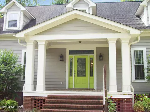 139 Woodridge Ln, Rose Hill, NC 28458