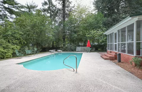 Exterior - 40 Caddell Rd, Pinehurst, NC 28374 photo 8 of 15