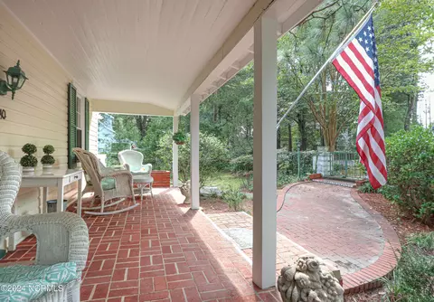 Exterior - 40 Caddell Rd, Pinehurst, NC 28374 photo 11 of 15