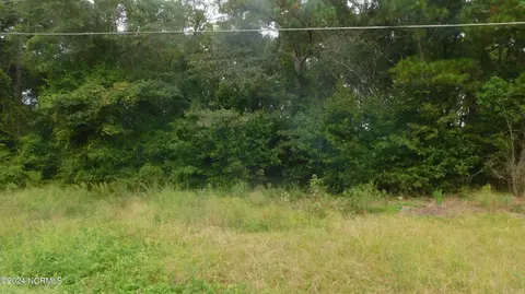 570 Forest Knolls Rd, Goldsboro, NC 27534