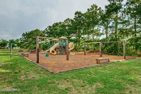 41 W Dragonfly Ln, Hampstead, NC 28443 photo 6