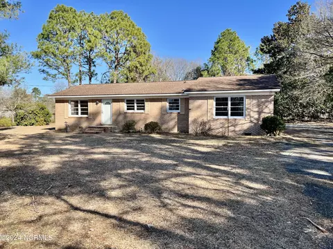 121 Sharon Rd, Rockingham, NC 28379