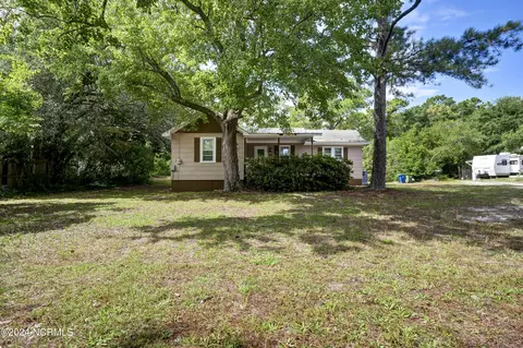 209 Wood Dale Dr, Wilmington, NC 28403