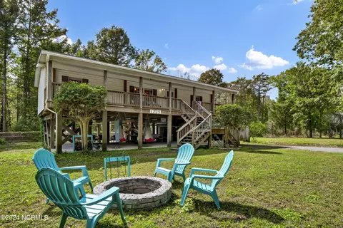 1225 S Holly Shelter Estates Rd, Rocky Point, NC 28457