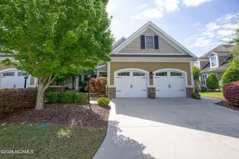 517 Cottage Ln, Southern Pines, NC 28387