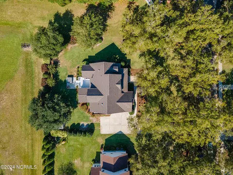 View/Area - 104 E Colonnade Dr, Hampstead, NC 28443 photo 8 of 17