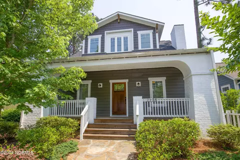 1135 N May St, Southern Pines, NC 28387