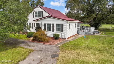 Exterior - 4687 Neuse Rd, Kinston, NC 28501 photo 11 of 11