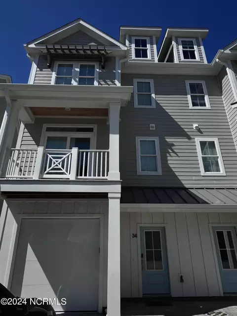 200 Olde Towne Yacht Club Dr #34, Beaufort, NC 28516