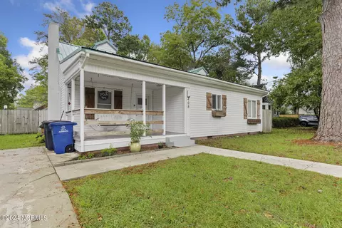 408 Bordeaux St, Jacksonville, NC 28540
