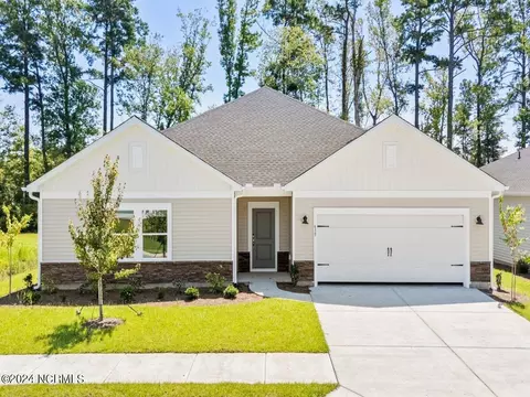 615 Blackthorne Cir NW, Calabash, NC 28467