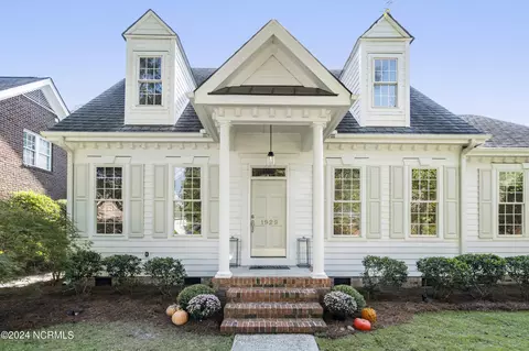 1929 Hallmark Ln, Wilmington, NC 28405
