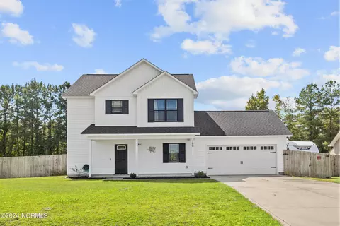 300 Buckeye Ct S, Jacksonville, NC 28540