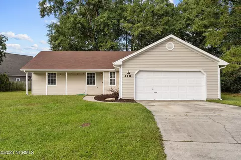 418 Singletree Ct, Jacksonville, NC 28540
