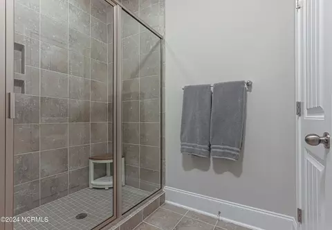 Bath - 110 Winged Foot Rd, Pinehurst, NC 28374 photo 1 of 2