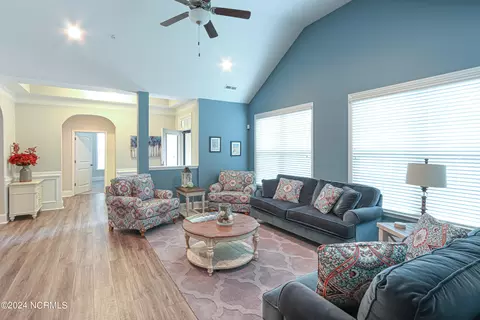 Living - 110 Winged Foot Rd, Pinehurst, NC 28374 photo 1 of 1