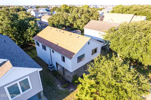 228 W Eden St, Kill Devil Hills, NC 27948 photo 4