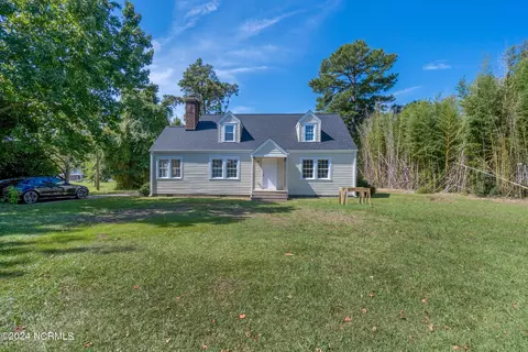 4488 Caratoke Hwy, Barco, NC 27917