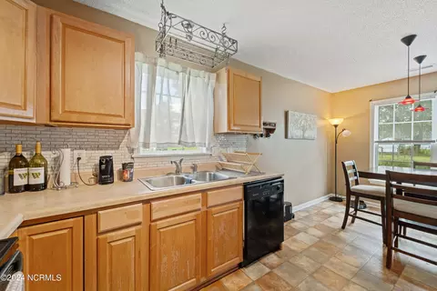 Kitchen - 111 Fodder Dr, Hubert, NC 28539 photo 6 of 8