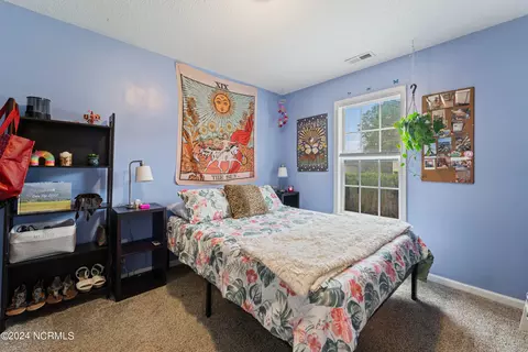 Bedroom - 111 Fodder Dr, Hubert, NC 28539 photo 5 of 6