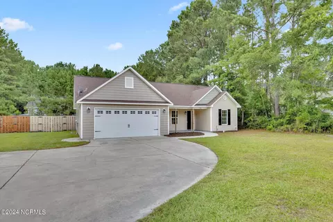 1312 Old Folkstone Rd, Sneads Ferry, NC 28460
