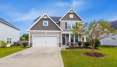 7284 Sanctuary Dr, Wilmington, NC 28411