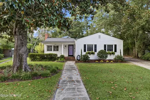 2117 Camellia Dr, Wilmington, NC 28403