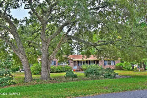 1089 High Point Ave, Calabash, NC 28467